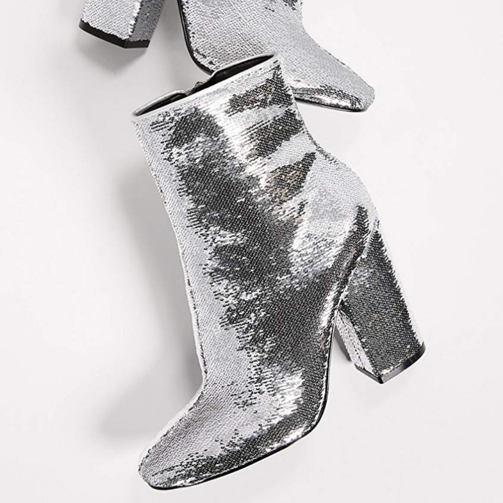 Kendall + Kylie Haedyn5 Sequined Block Heel Booties Silver -6.5 - Picture 1 of 5
